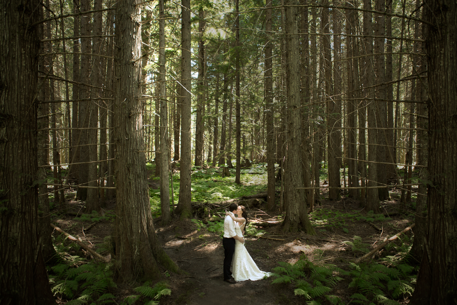 54Andrew_Pavlidis_Photography_Jess_and_Tristan_Revelstoke_Elopement_Calgary_Wedding_Photographer-