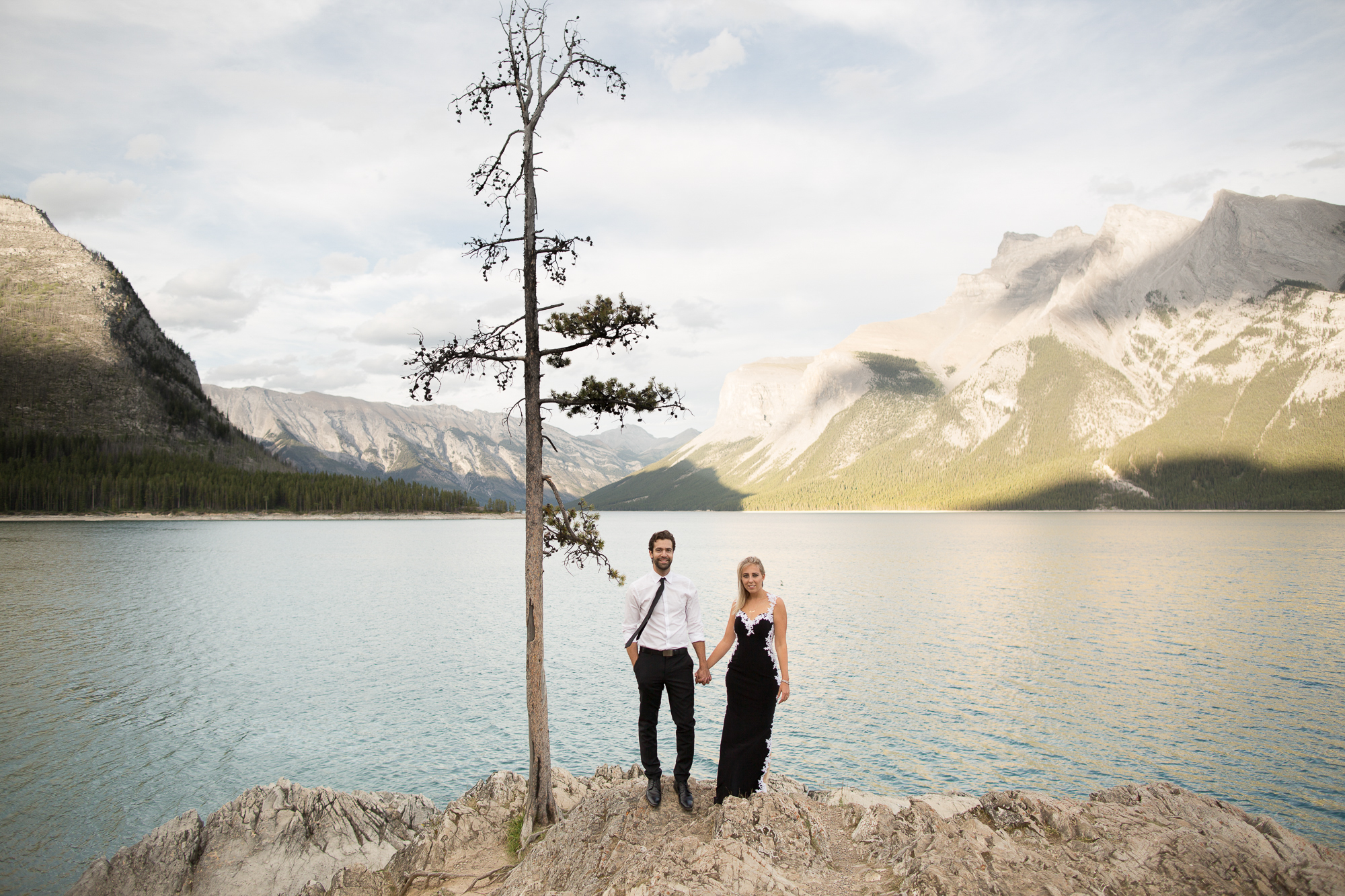 15-Willow_and_Wolf_Photography_Sandra_and_Shawn_Banff_Engagement132-Willow_and_Wolf_Photography_Sandra_and_Shawn_Engagement_Banff_BEC_8383