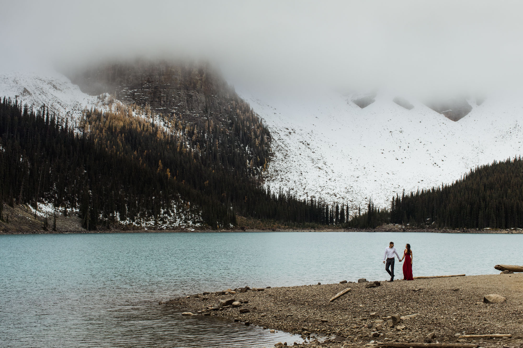 Moraine Lake Engagement - Willow and Wolf Photography