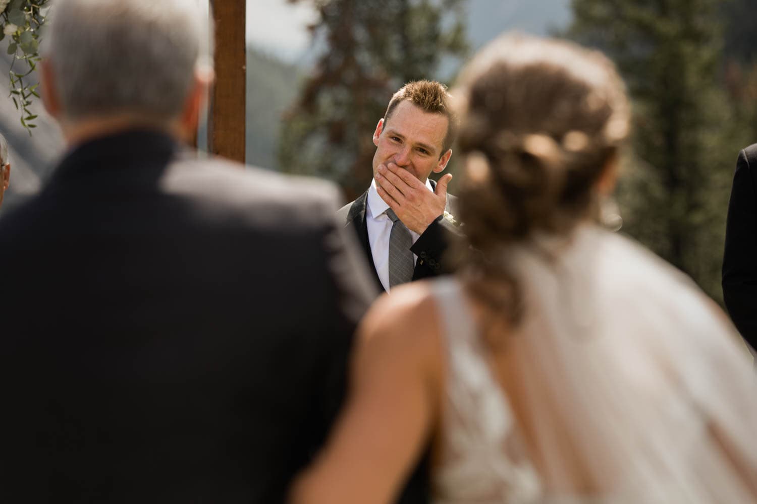 grooms reaction to bride