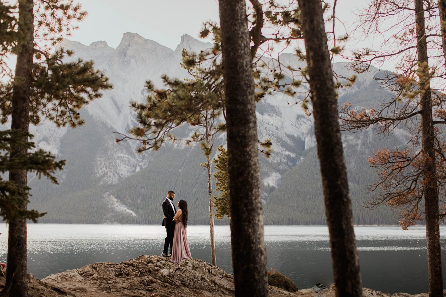Wedding Photographers at Lake Minnewanka