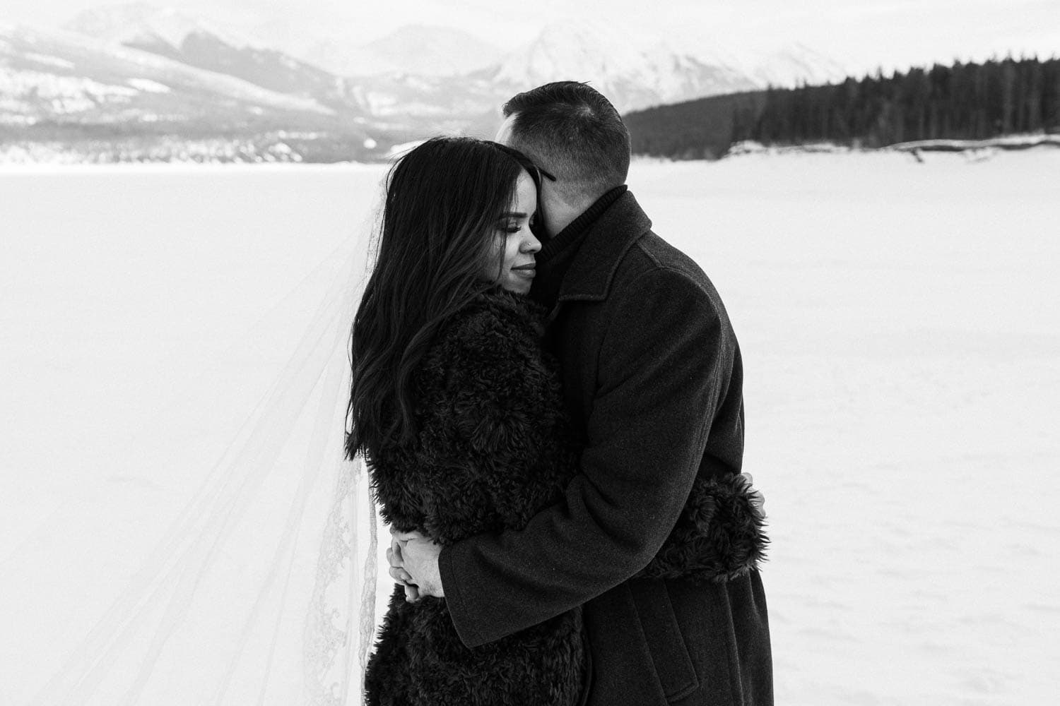 Abraham Lake Winter Elopement