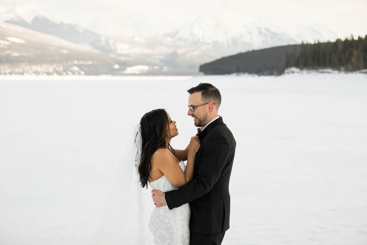 Abraham Lake Winter Elopement