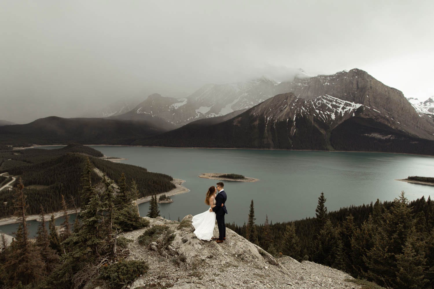 Best Time of Year to Get Married in Banff National Park