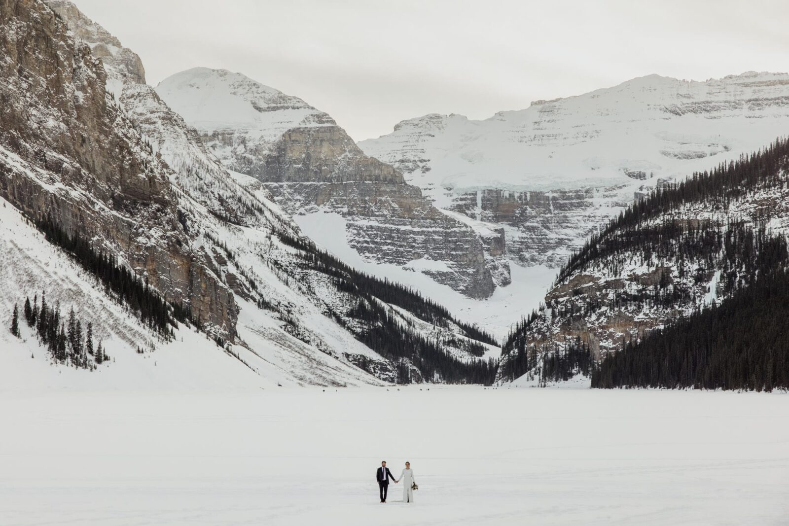 intimate winter wedding at lake louise