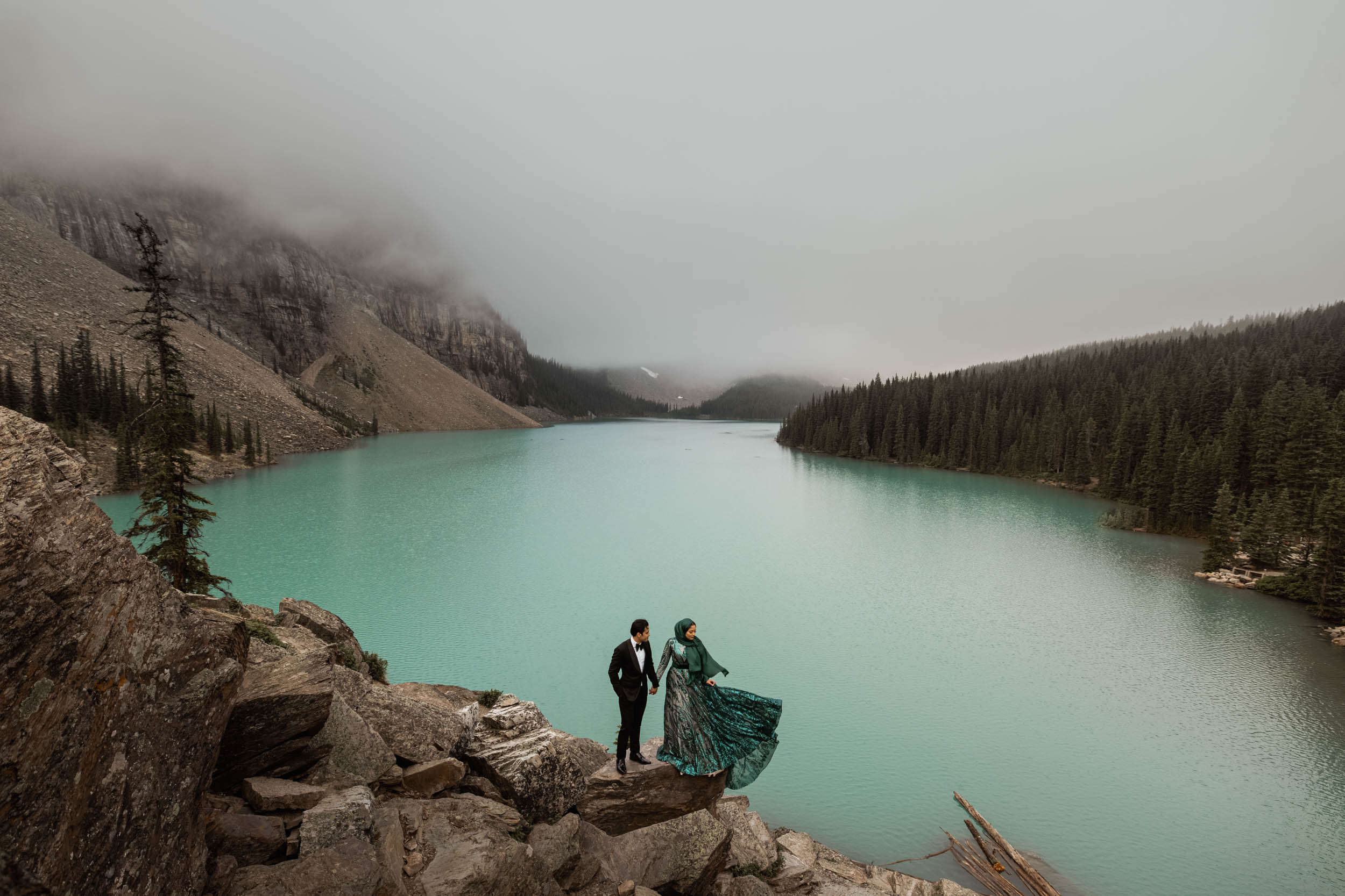moody wedding photos in banff national park