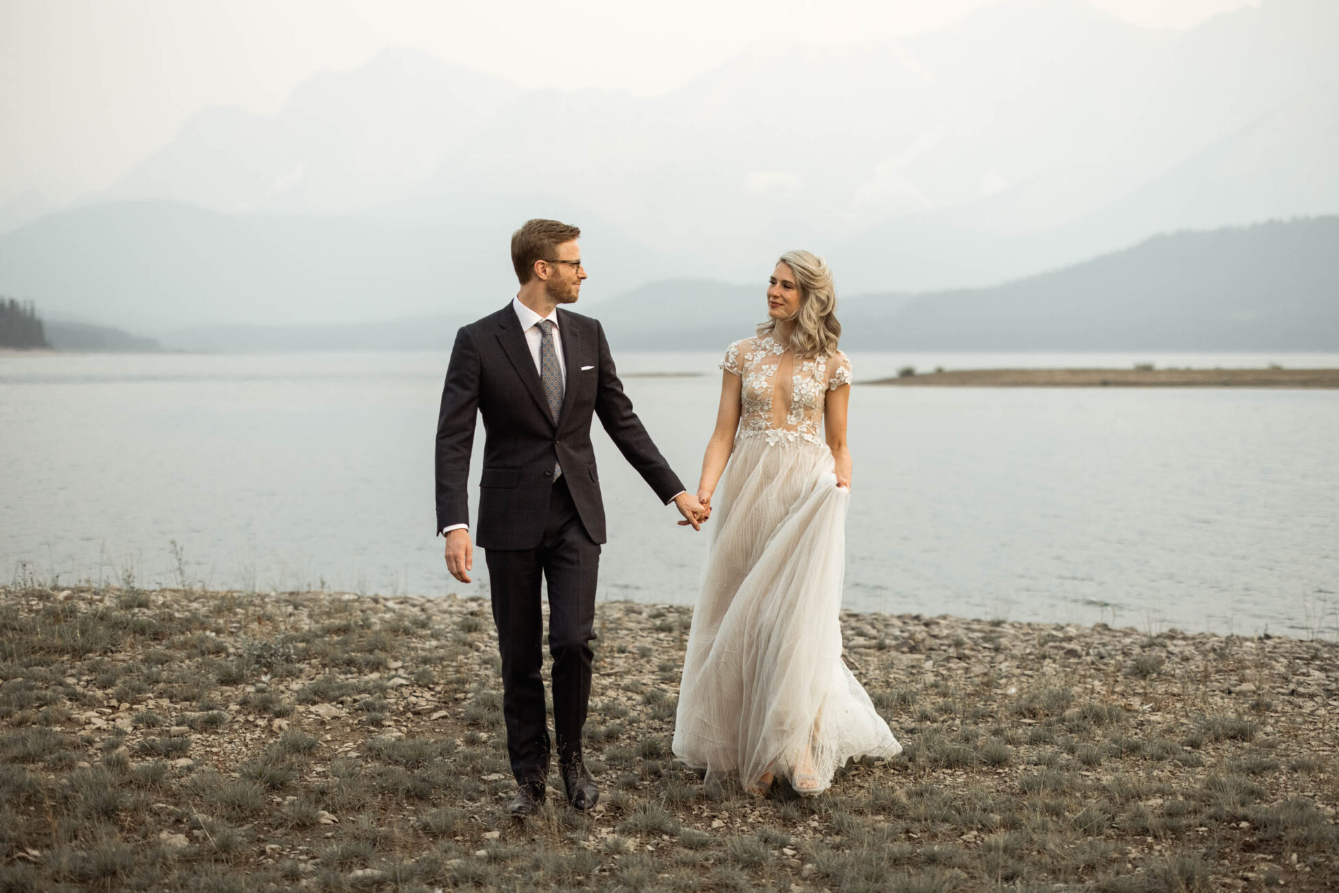 lakeside cabin wedding in kananaskis alberta