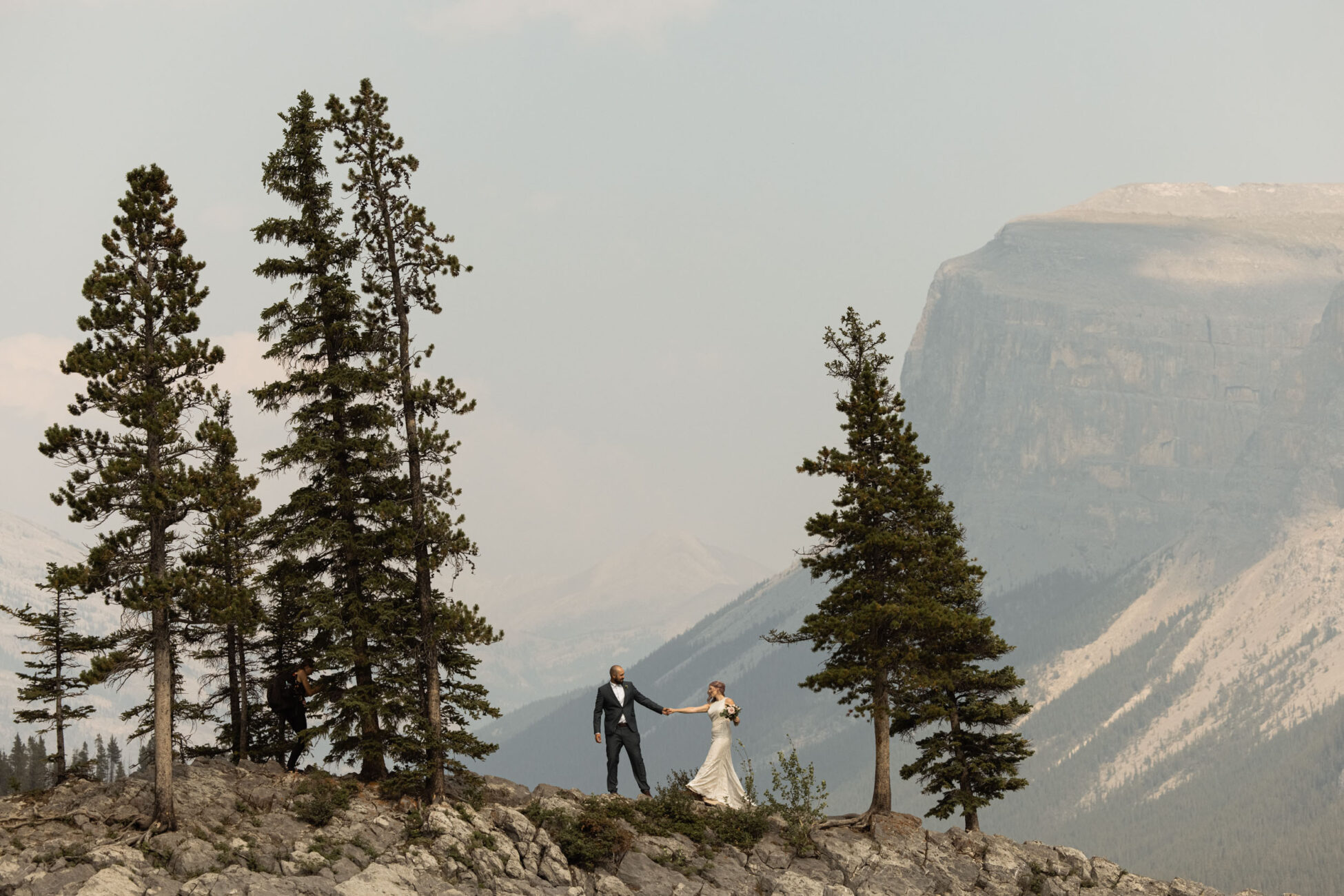lakeside banff elopement