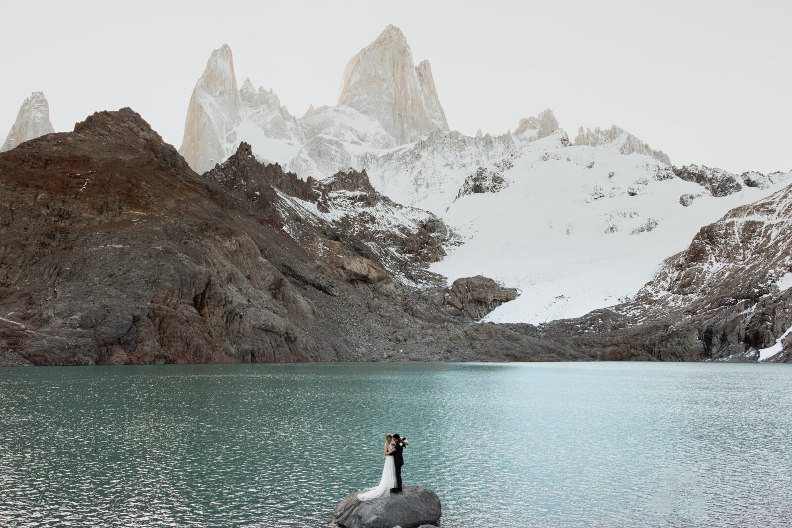 lakeside adventure elopement in el Chalten in Patagonia Argentina